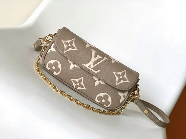 LV Bag-NFC(AAA)-120