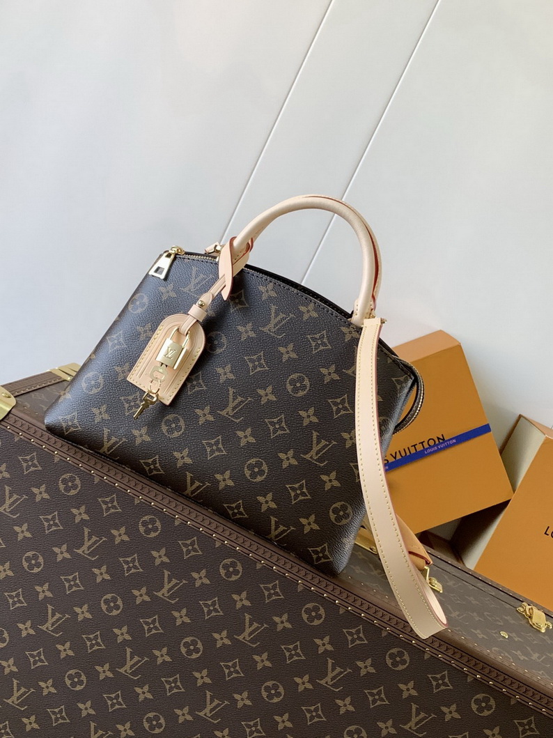 LV Bag-NFC(AAA)-204