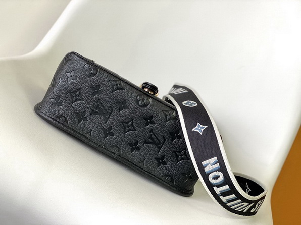 LV Bag-NFC(AAA)-249