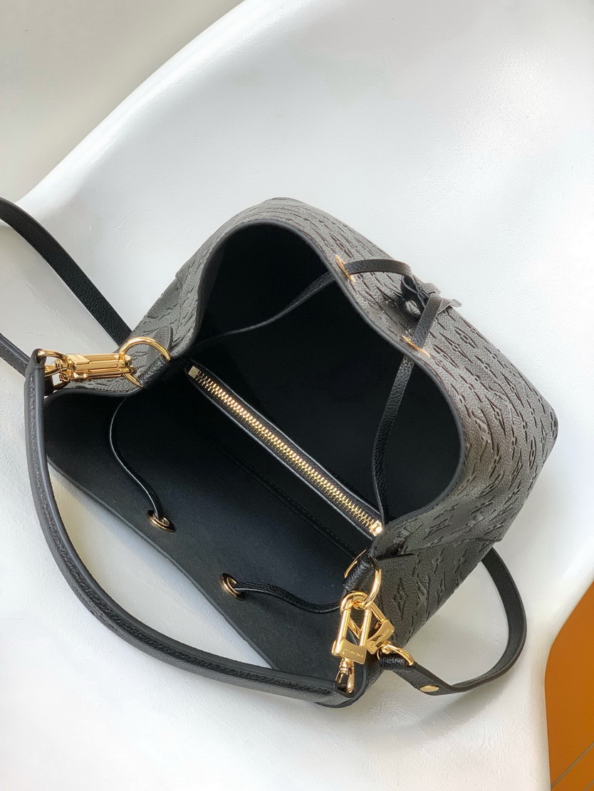 LV Bag-NFC(AAA)-257