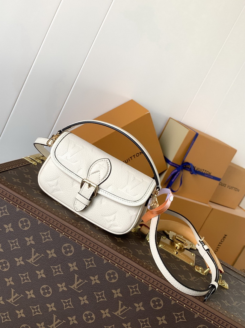 LV Bag-NFC(AAA)-328