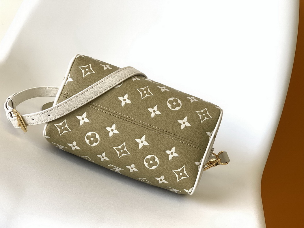 LV Bag-NFC(AAA)-409