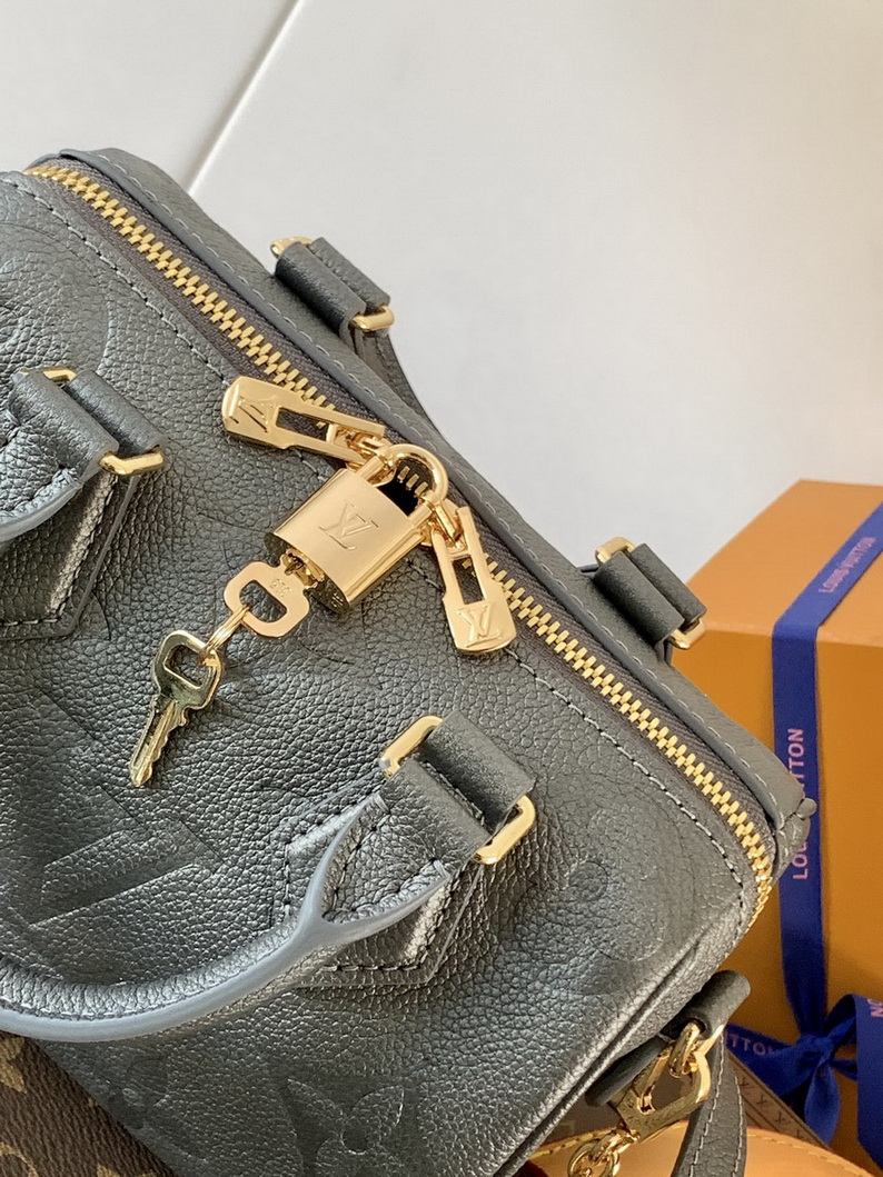 LV Bag-NFC(AAA)-424