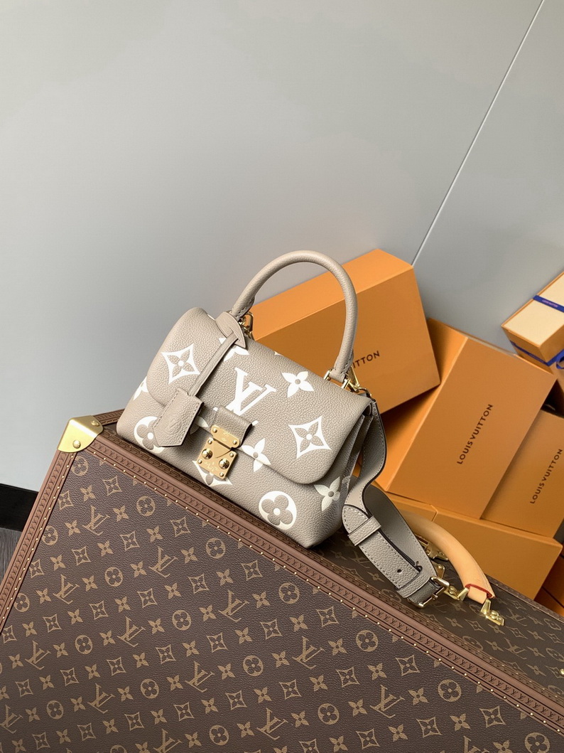 LV Bag-NFC(AAA)-551