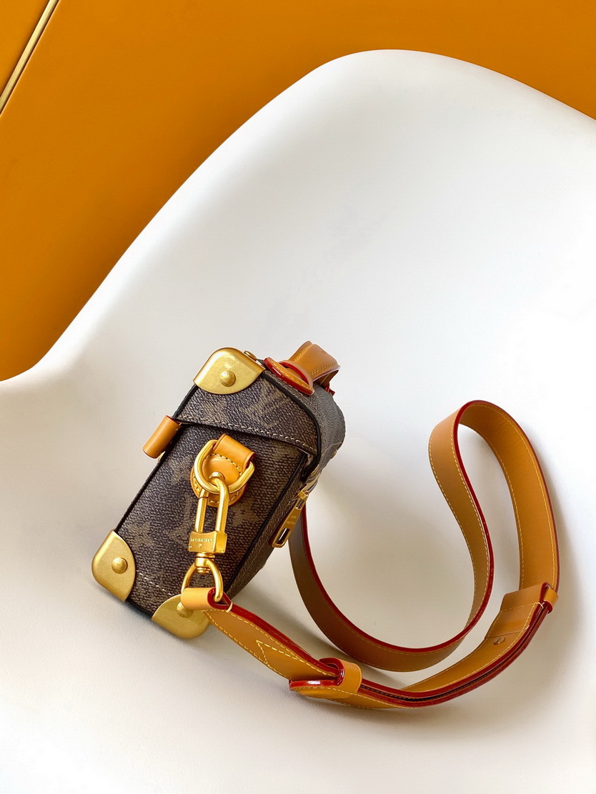 LV Bag-NFC(AAA)-555
