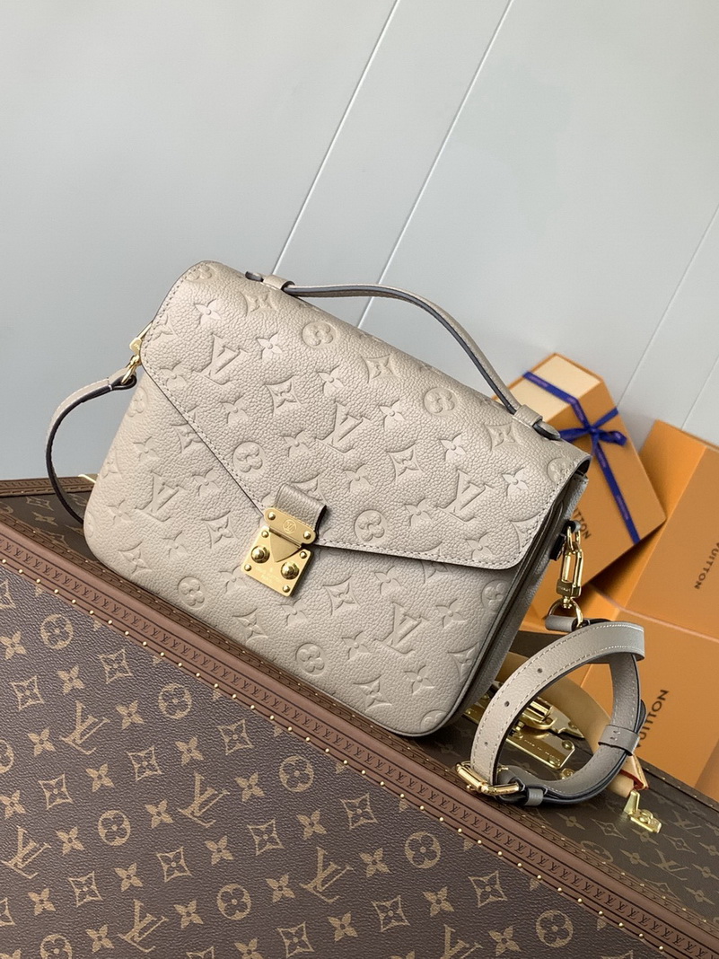 LV Bag-NFC(AAA)-575