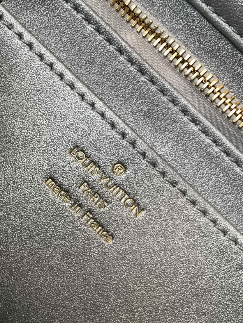 LV Bag-NFC(AAA)-660