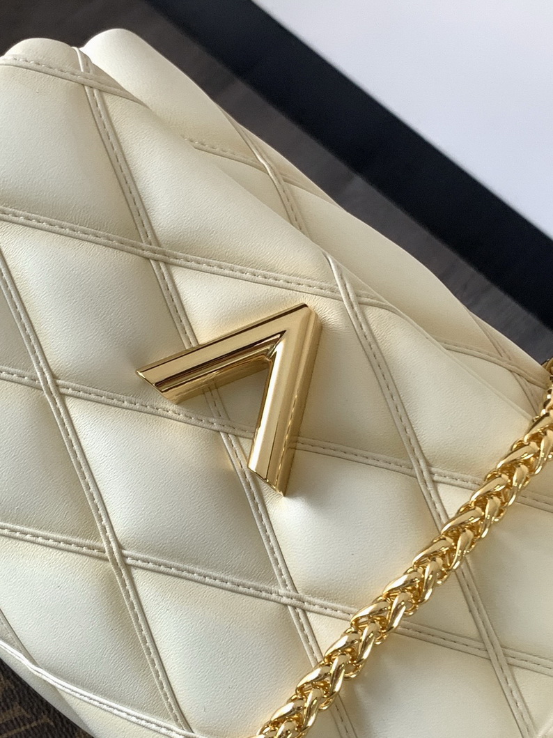 LV Bag-NFC(AAA)-667