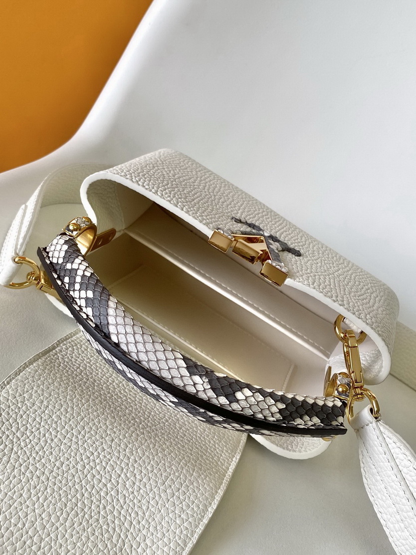 LV Bag-NFC(AAA)-690