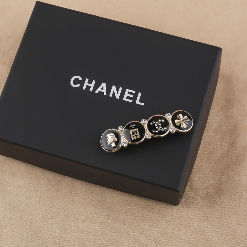 Bottega Veneta Earring-047