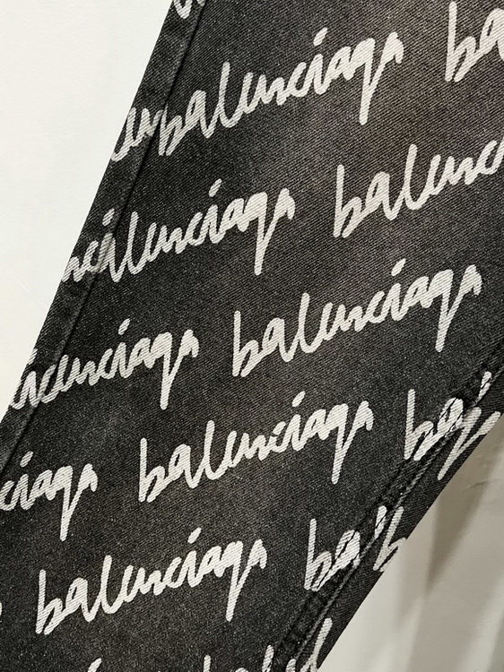Balenciaga Jeans-012