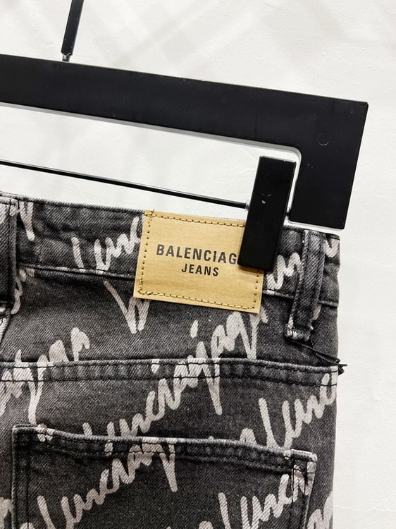 Balenciaga Jeans-012
