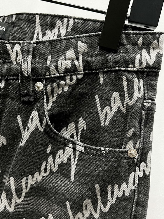 Balenciaga Jeans-012