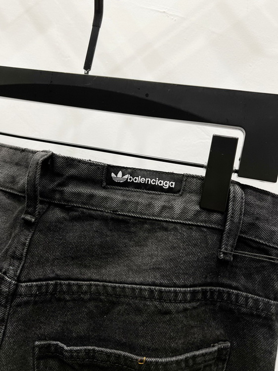 Balenciaga Jeans-032