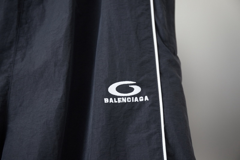 Balenciaga Pants-058