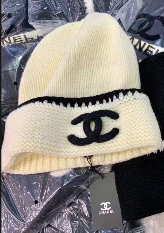 Chanel Beanies-106