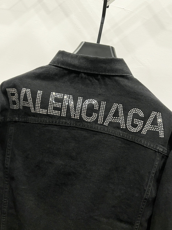 Balenciaga Hoody-096