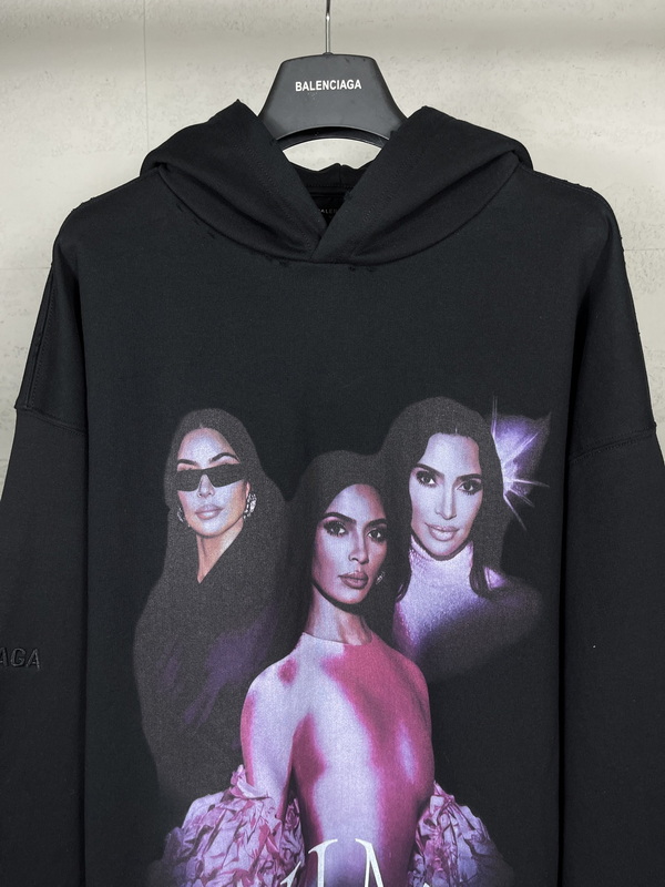Balenciaga Hoody-118