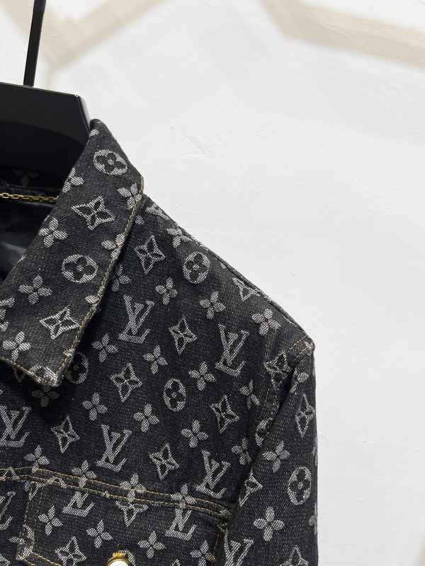 Balenciaga Hoody-122