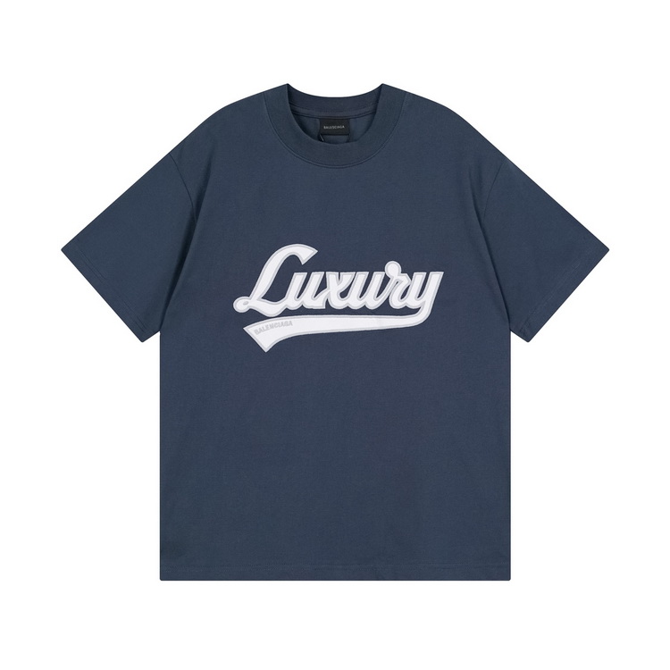 Balenciaga T-shirts(Women)-011