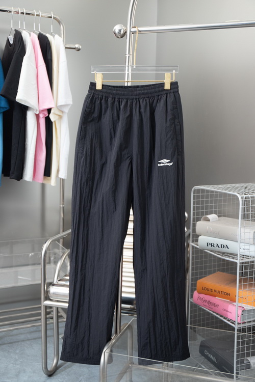 Balenciaga Pants-078