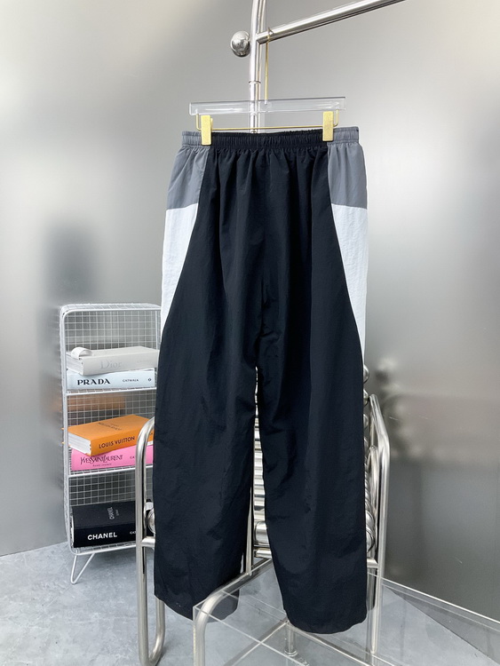 Balenciaga Pants-082
