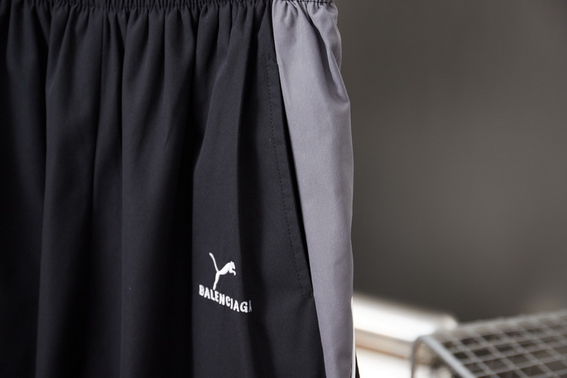 Balenciaga Pants-089