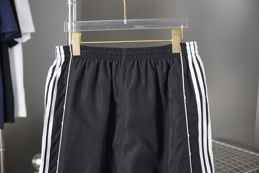 Balenciaga Pants-105