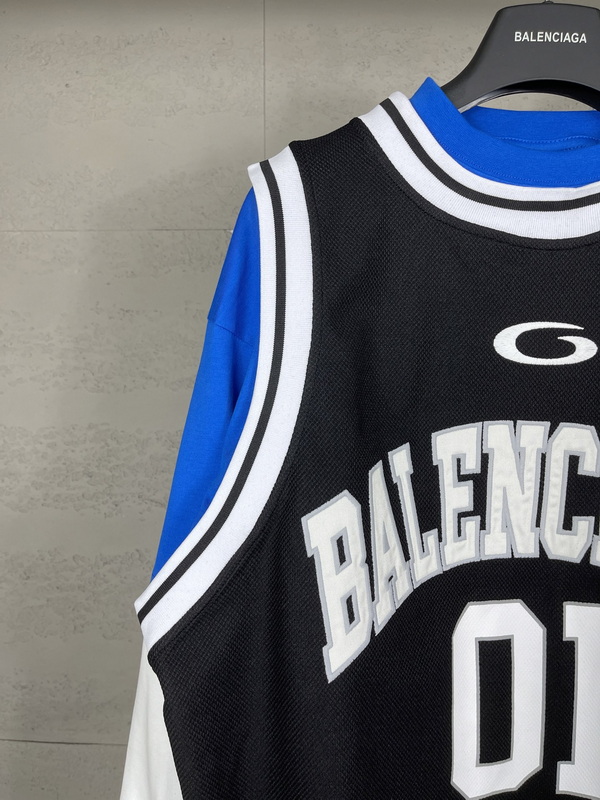 Balenciaga Hoody-197