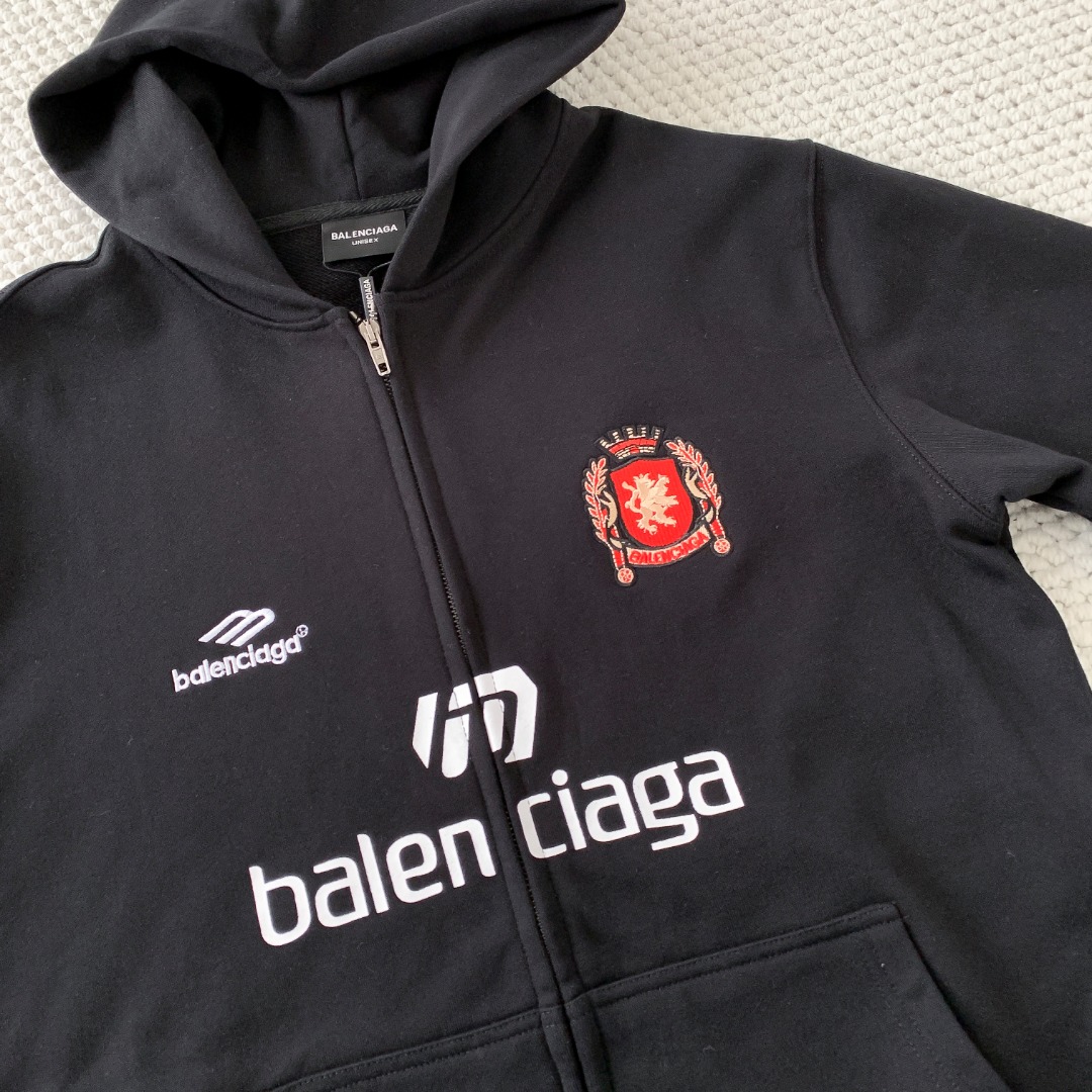 Balenciaga Hoody-207