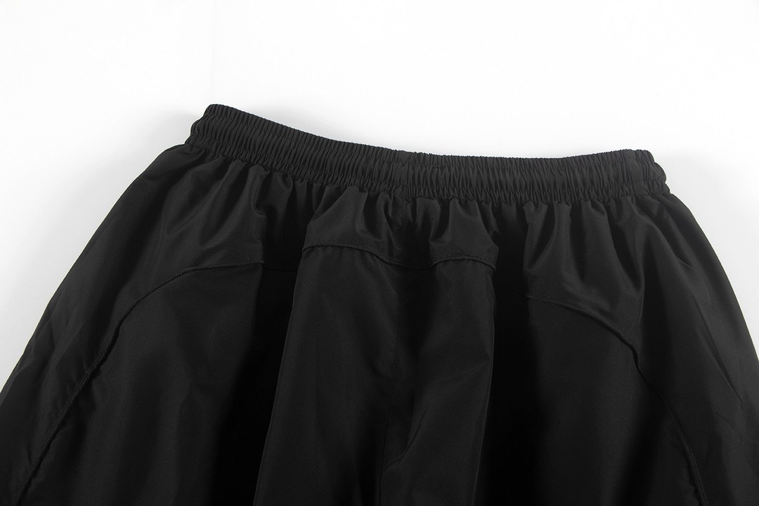 Balenciaga Pants-109