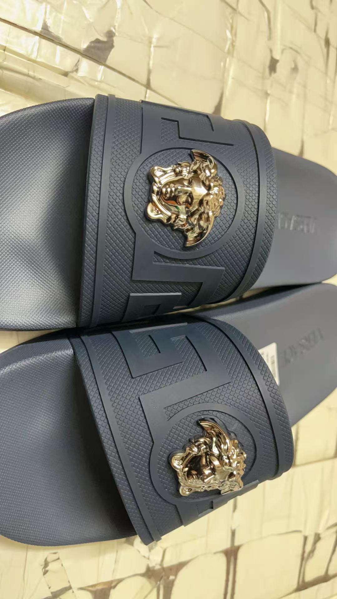 Versace Slippers(AAA)-085