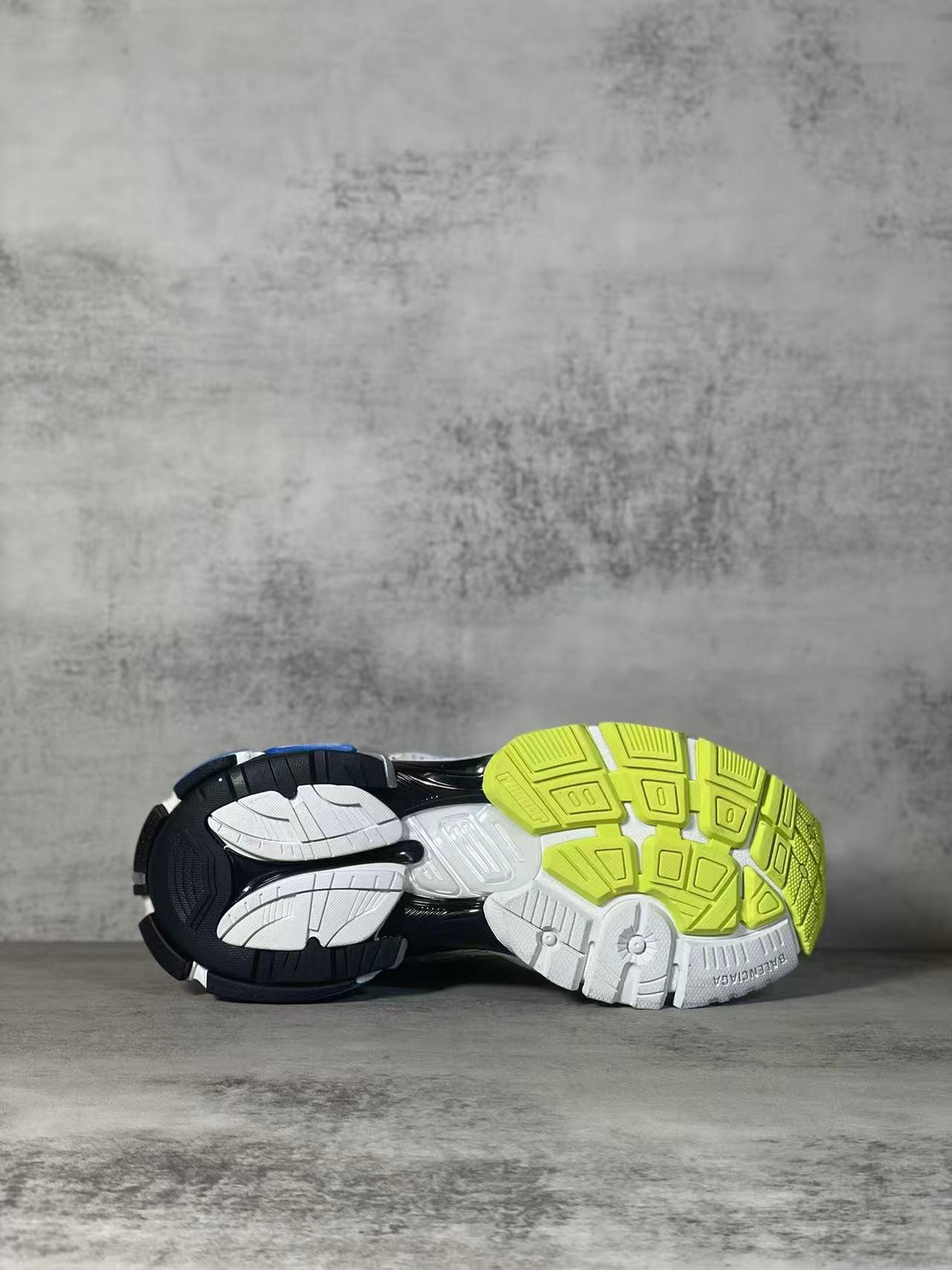 Balenciaga Shoes(AAA)-359