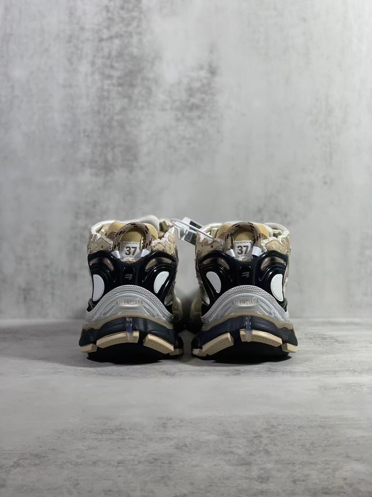 Balenciaga Shoes(AAA)-409