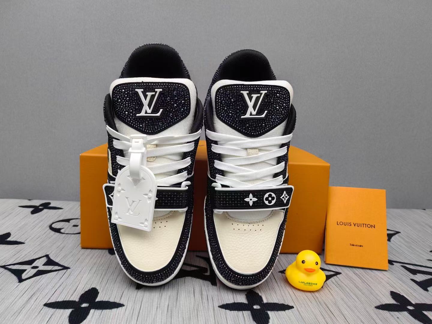 LV Shoes(AAA)-1272
