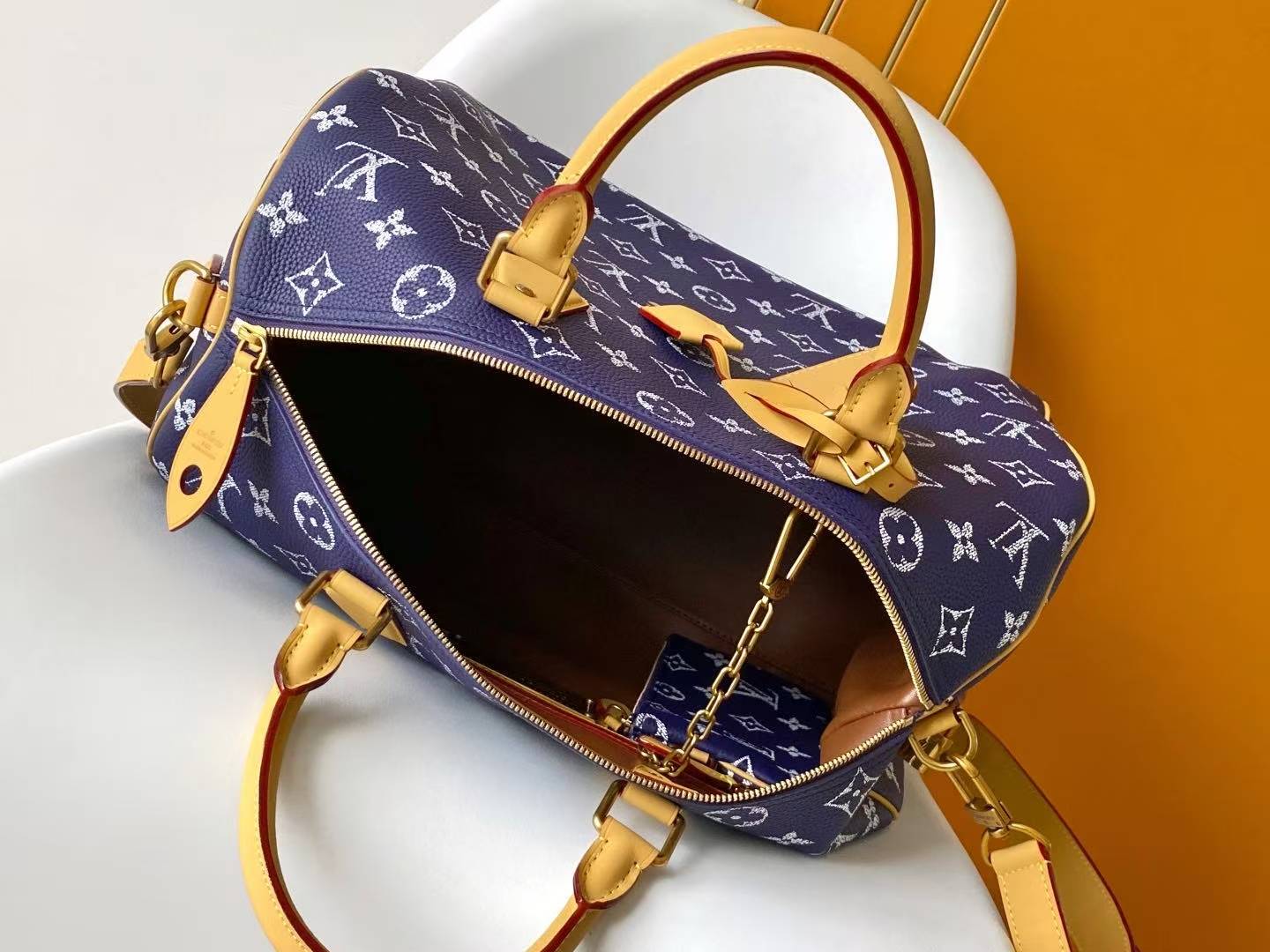 LV Handbags AAAA(Women)-2026