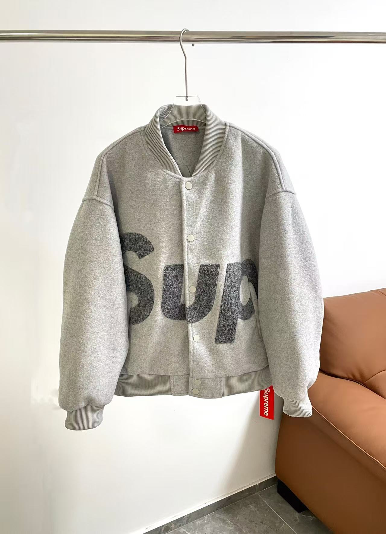Supreme Coat-004