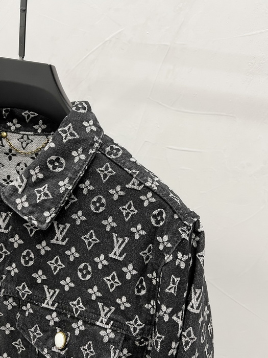 LV Jacket-128