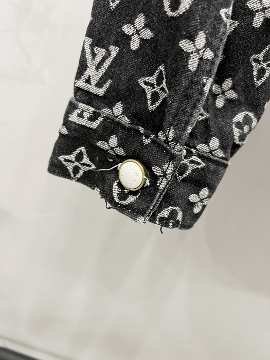 LV Jacket-128
