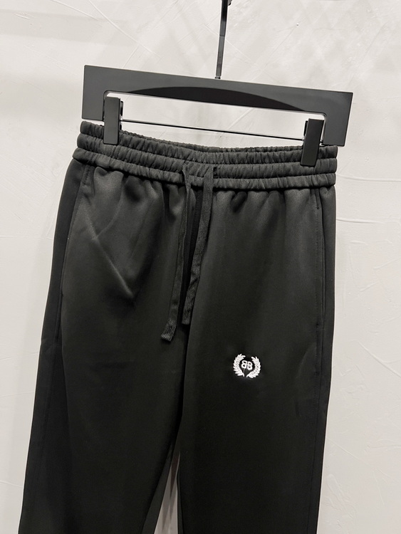 Balenciaga Pants-120