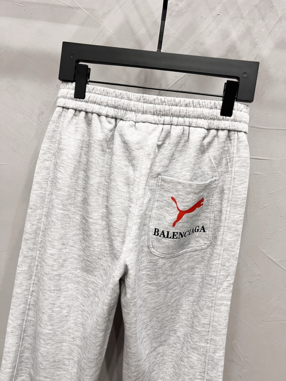 Balenciaga Pants-120