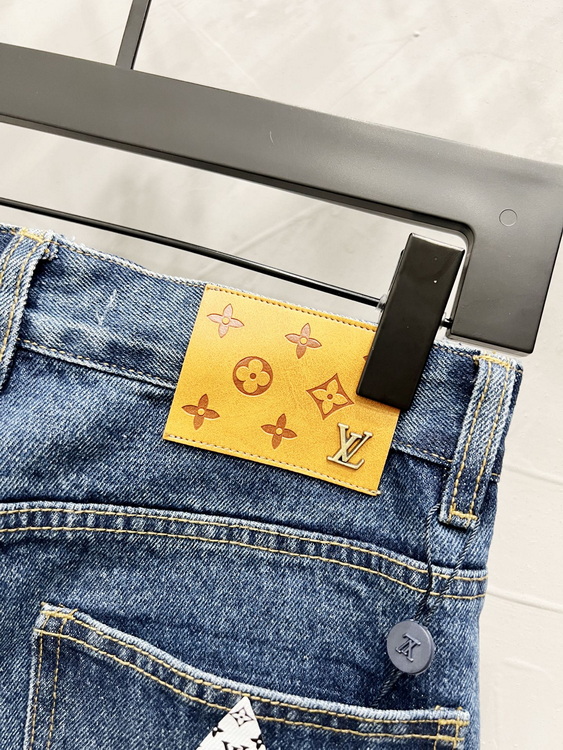 LV Jeans-014