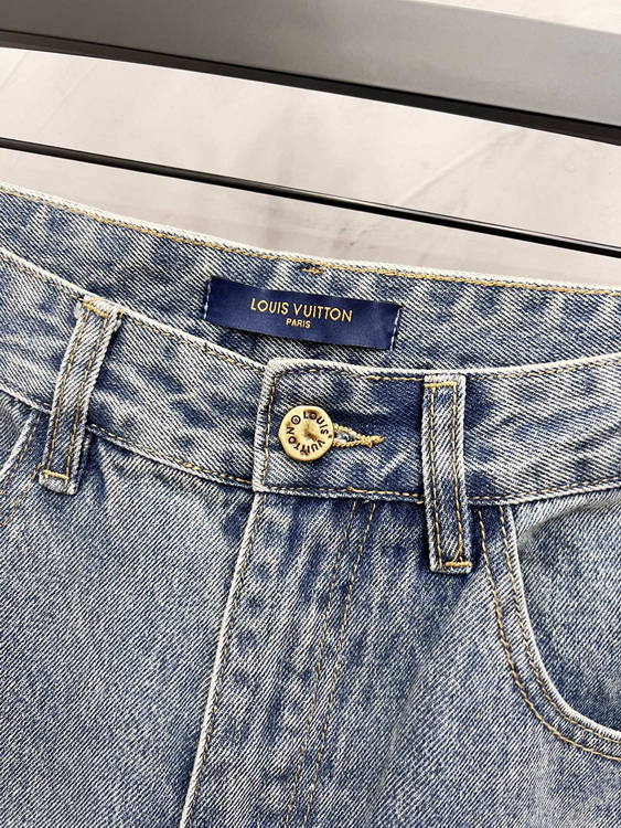 LV Jeans-099