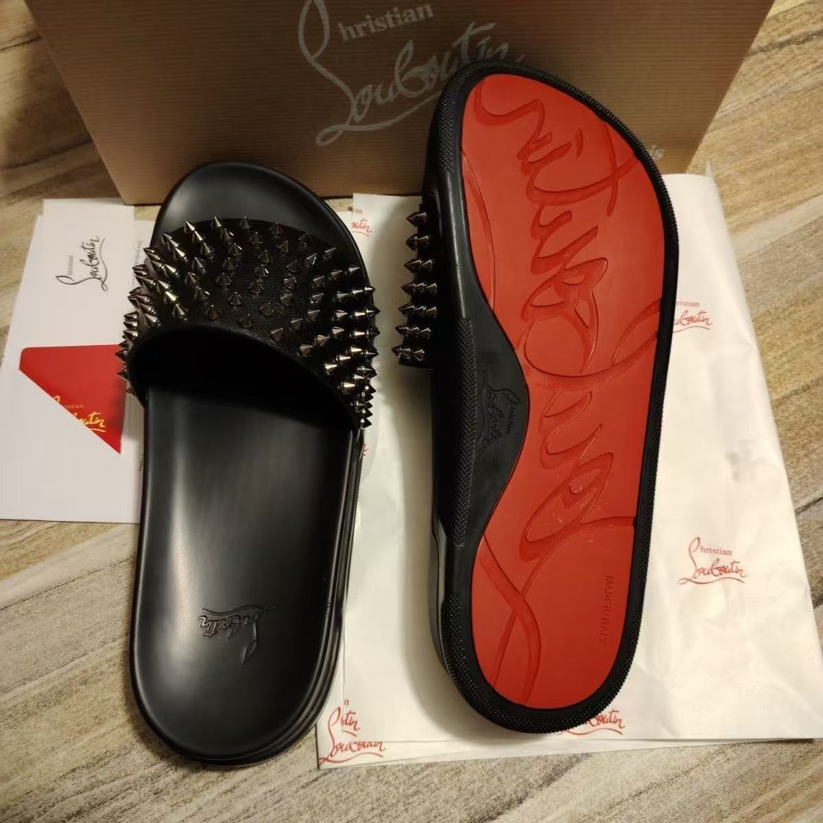 Christian Louboutin Slippers(AAA)-016