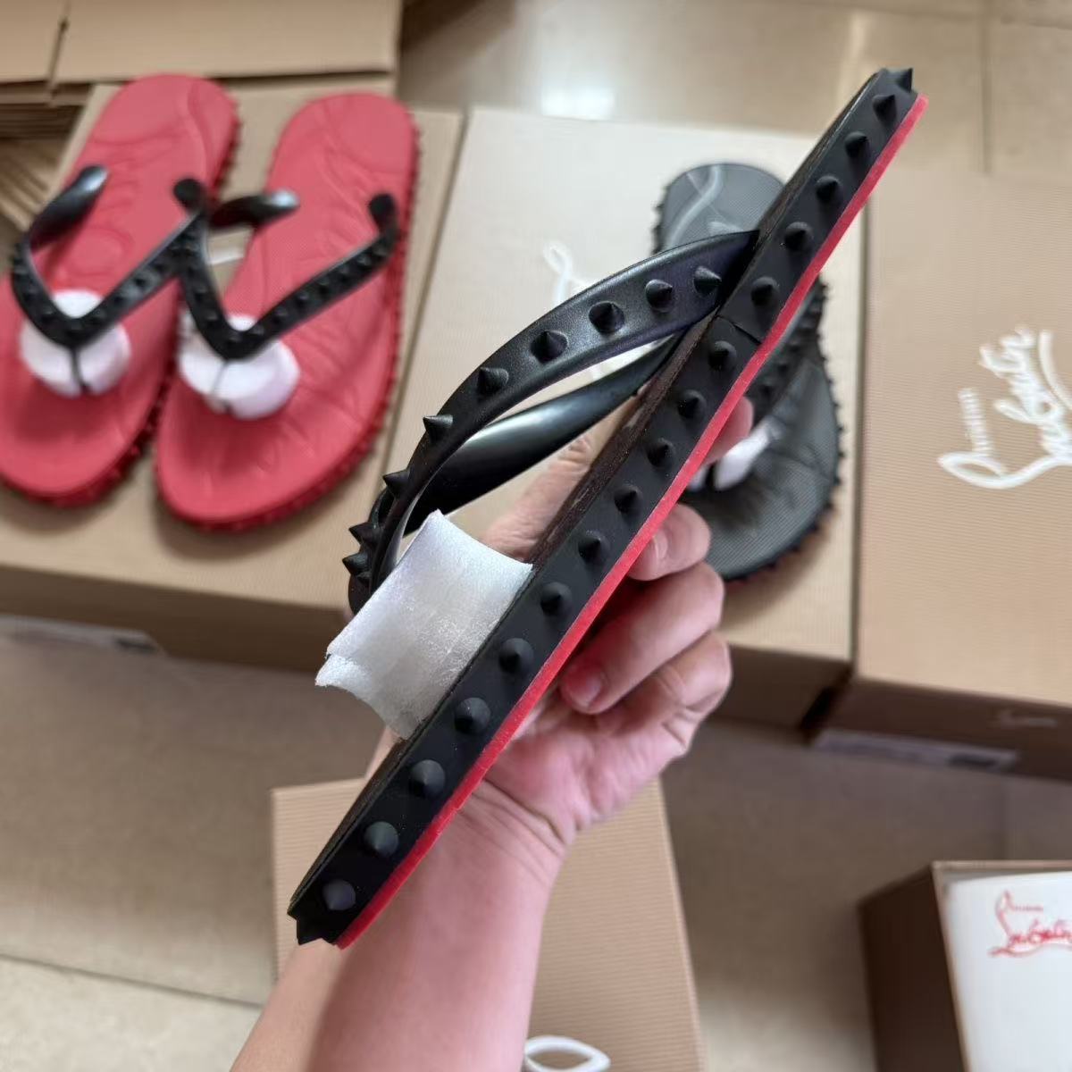 Christian Louboutin Slippers(AAA)-017