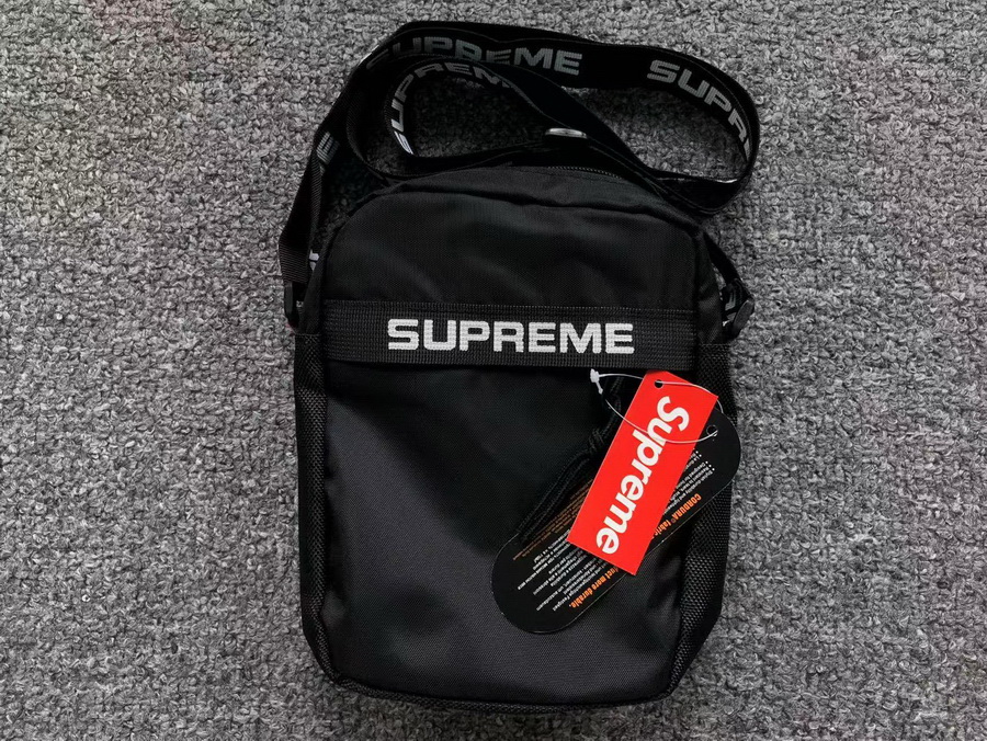 Supreme bag-027