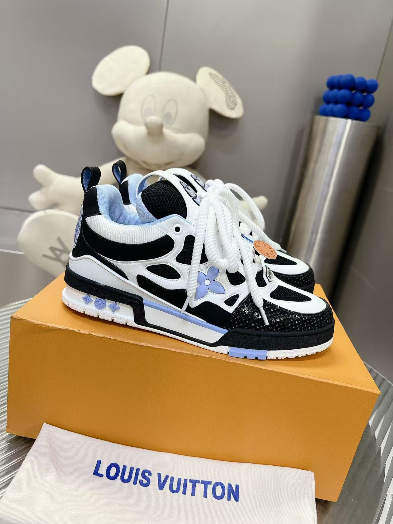 LV Shoes(AAA)-1250