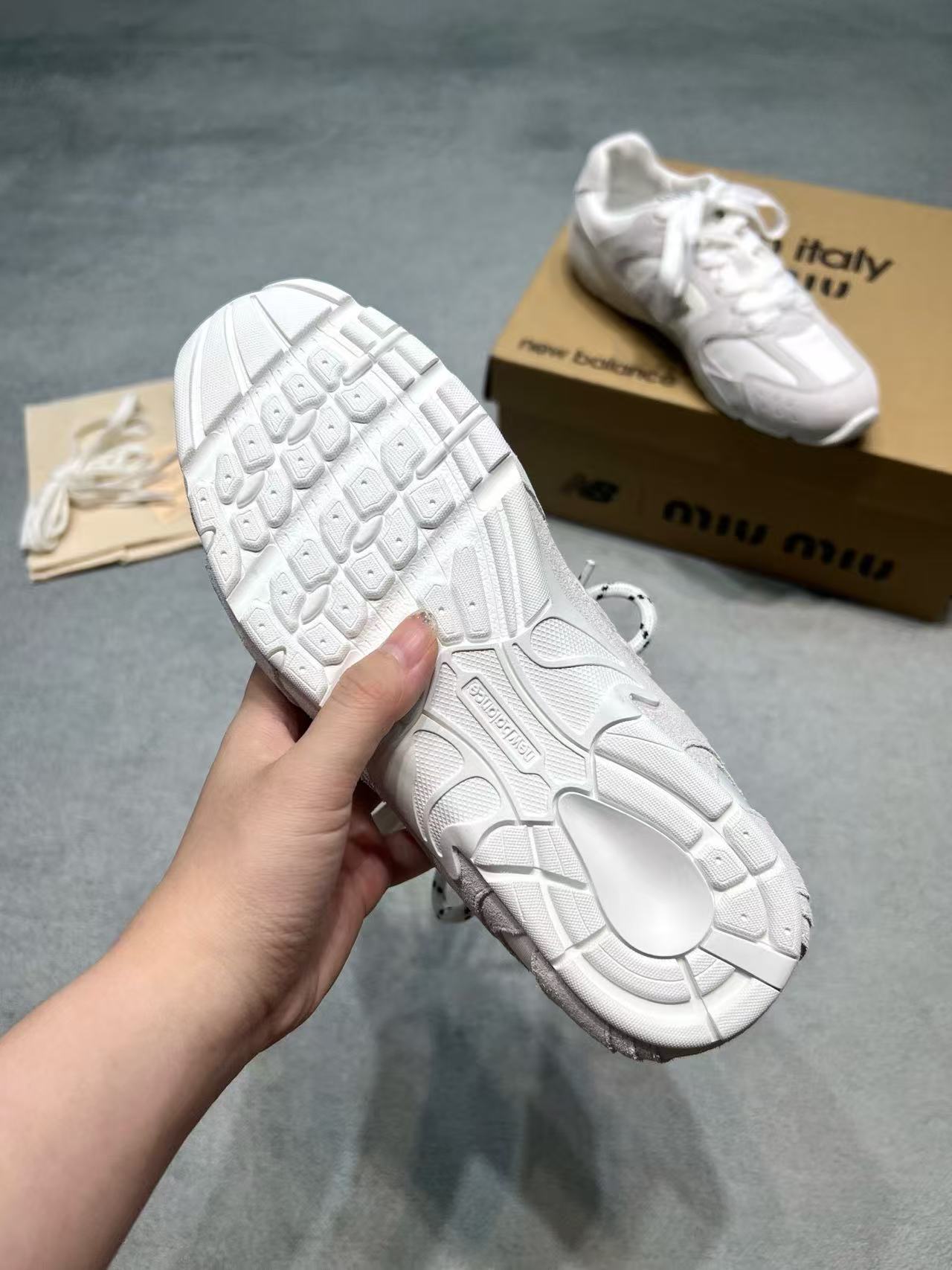 Miu Miu Shoes(AAA)-002