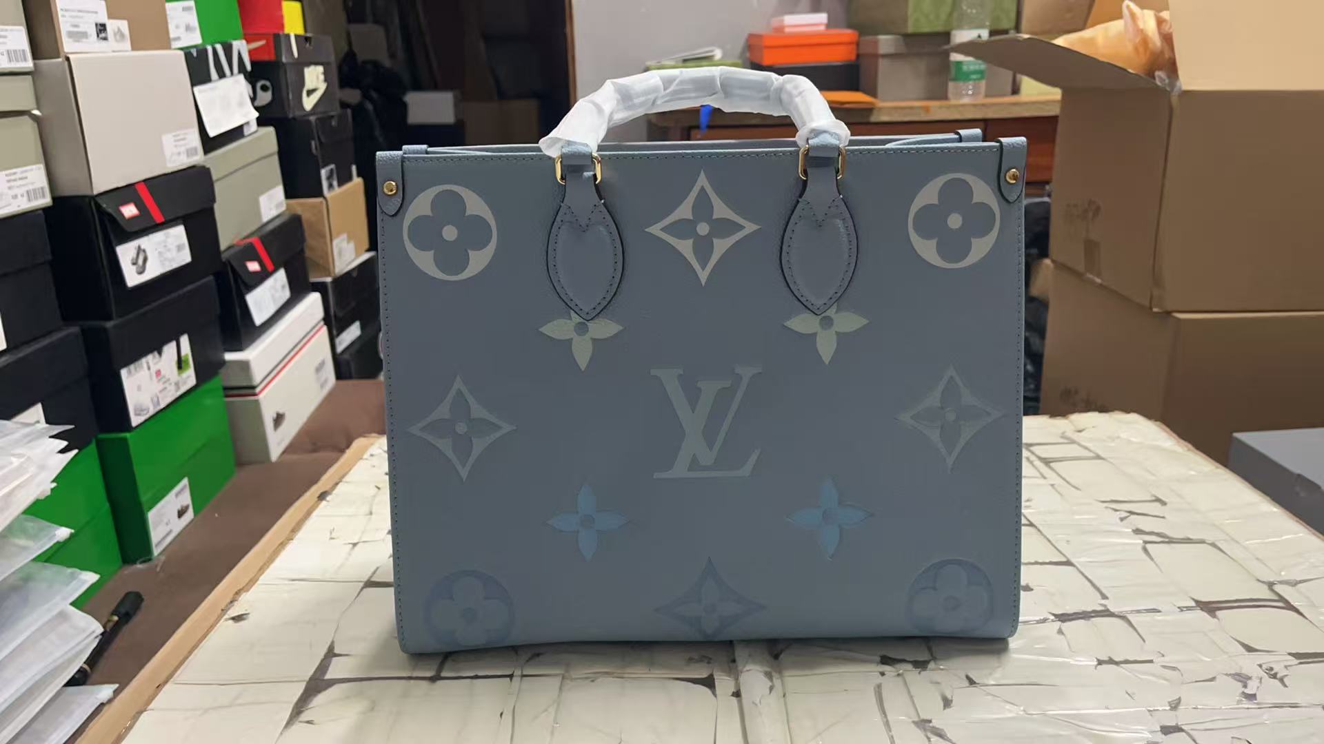 LV Handbags AAA(Women)-2032