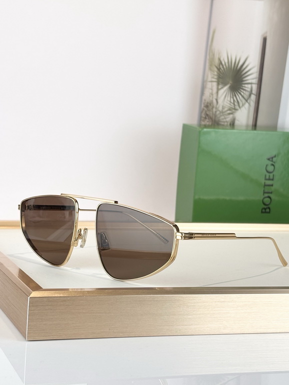 BOTTEGA VENETA Sunglasses(AAAA)-082